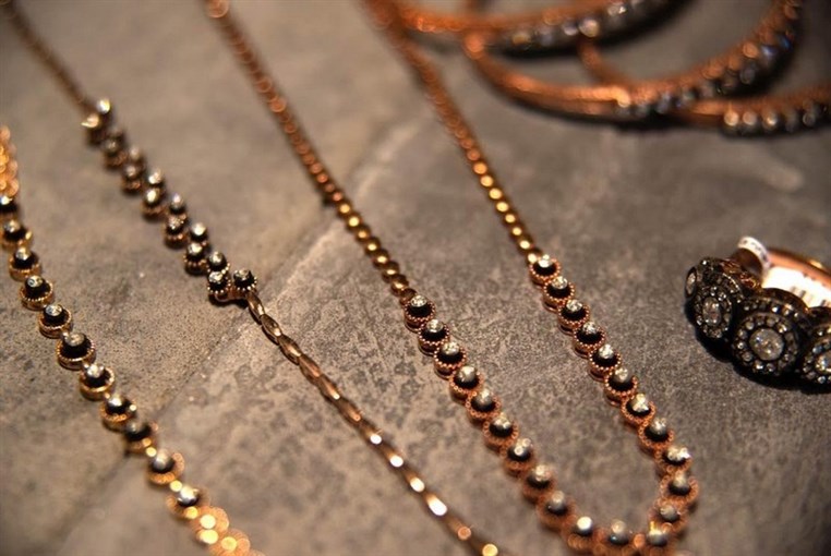 The House of Aziz & Walid Mouzannar Launches the exclusive Hayat Albi Collection